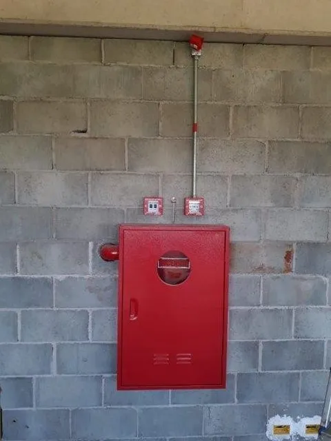 Instalação de sistema de incêndio
